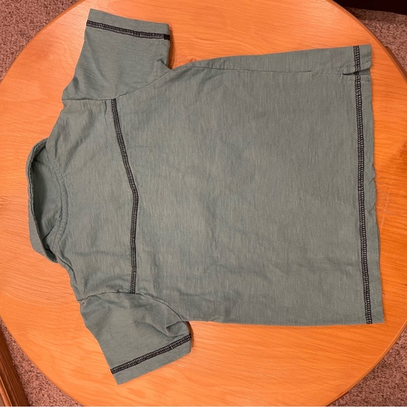 Calvin Klein (size 4) teal buttoned short sleeve polo - Picture 3 of 4